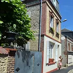 D'hotes L'esperance Bed & Breakfast 3*